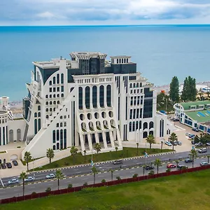 Отель The Grand Gloria